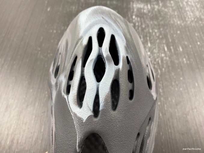 Granite MX Yeezy IE4931 Foam Adidas RNR 0818
